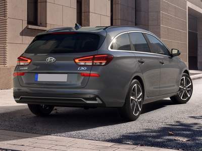 hyundai-i30-wagon-back-view