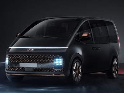 hyundai-staria-2021-front-side-1