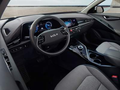 kia-niro-ev-22-intern-1