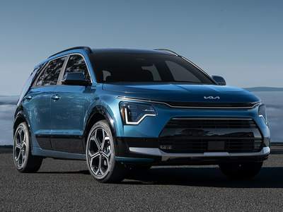 kia-niro-phev-22-front-view