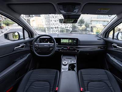 kia-sportage-intern-1