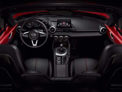 mazda-mx-5-interior-view-2018