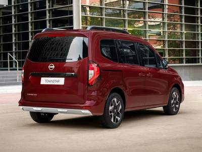 nissan-townstar-combi-2021-side-back