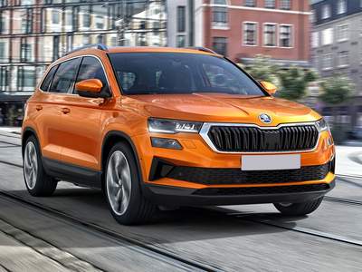 skoda-karoq-2022-side-front
