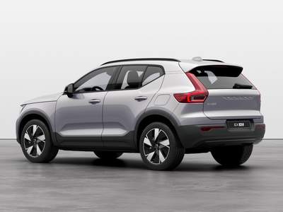 volvo-ex40-back-view