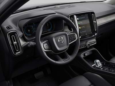 volvo-xc40-recharge-intern-1