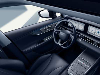 omoda-5-intern-1 (1)