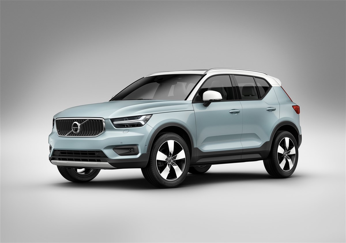 XC40 2.0 d3 R-design geartronic my20 - immagine 3