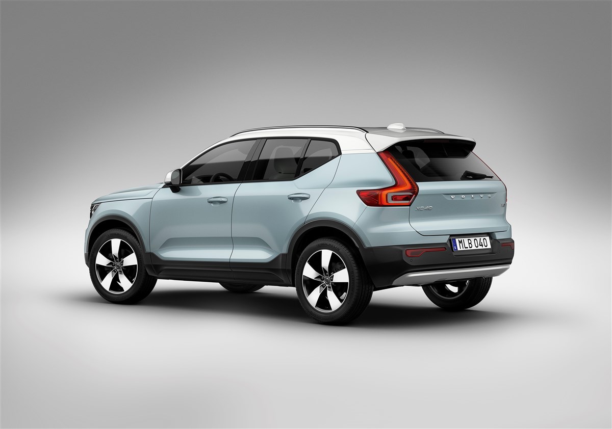 XC40 2.0 d3 R-design geartronic my20 - immagine 7