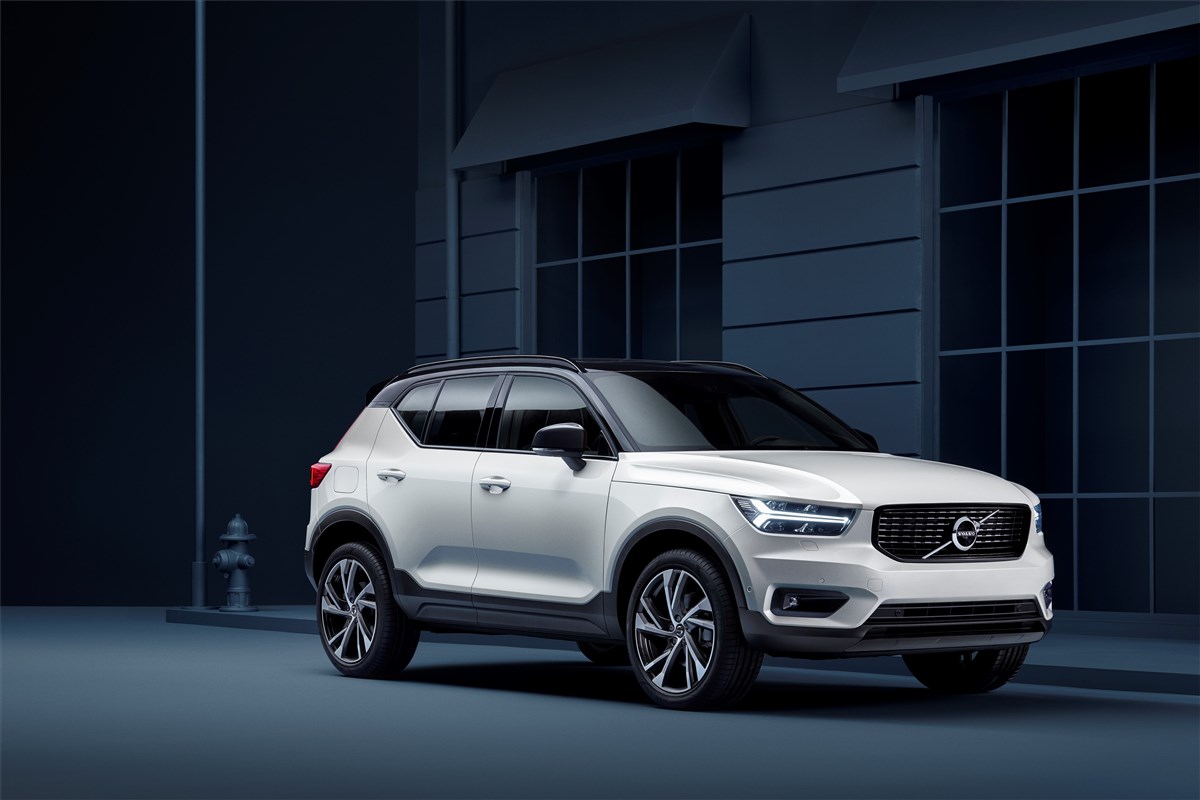 XC40 2.0 d3 R-design geartronic my20 - immagine 4