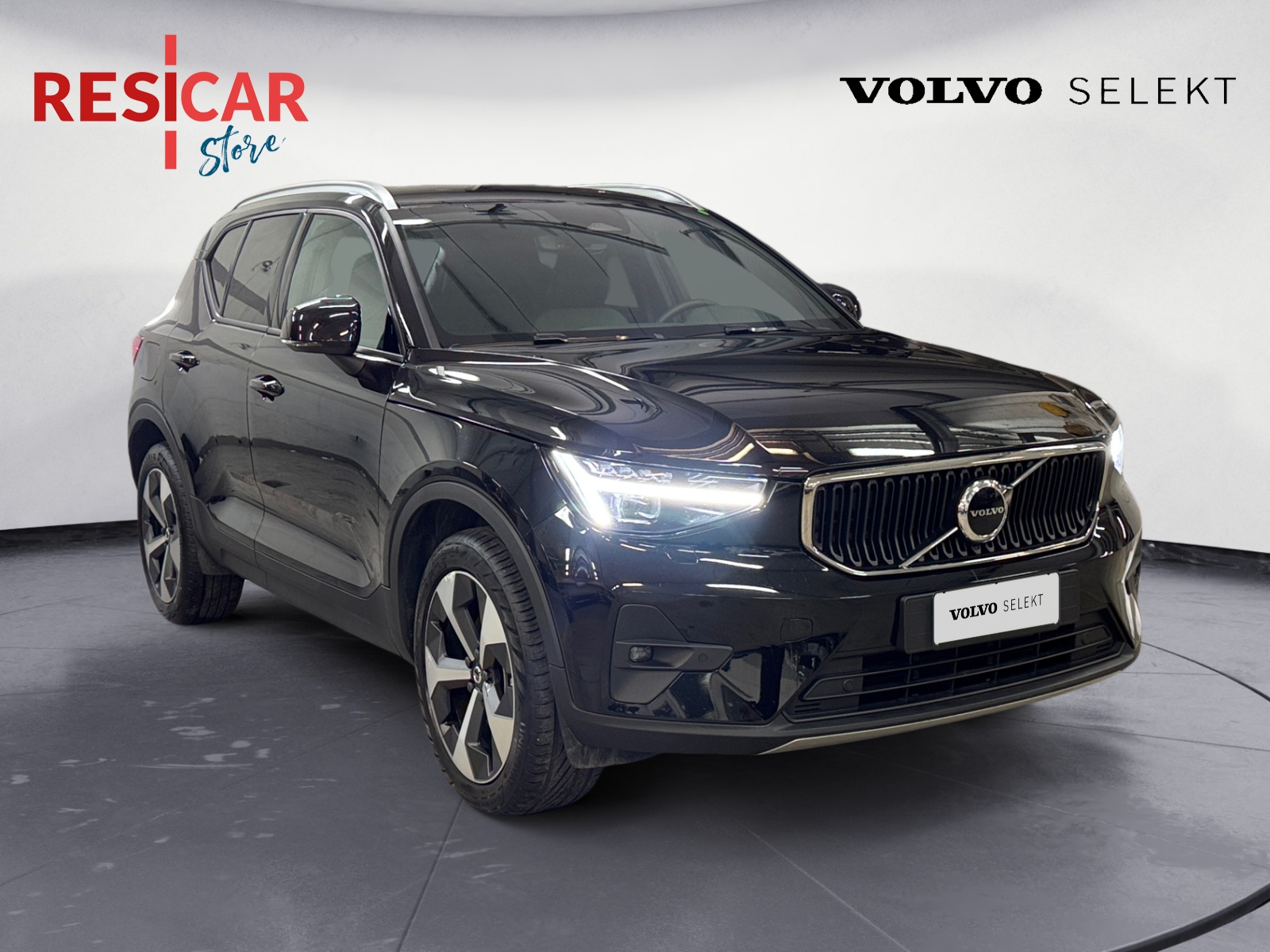 XC40 2.0 b4 Core auto IVA ESPOSTA