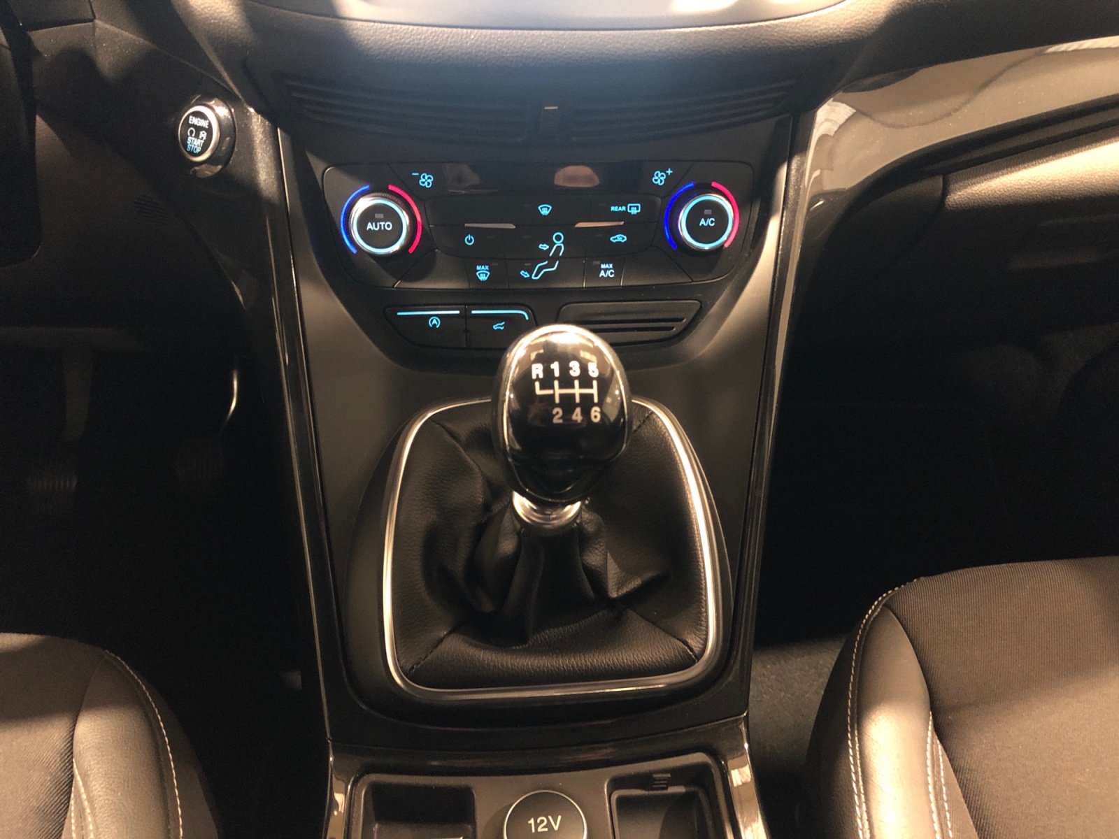 Kuga 1.5 tdci Titanium Business s&s 2wd 120cv - immagine 9