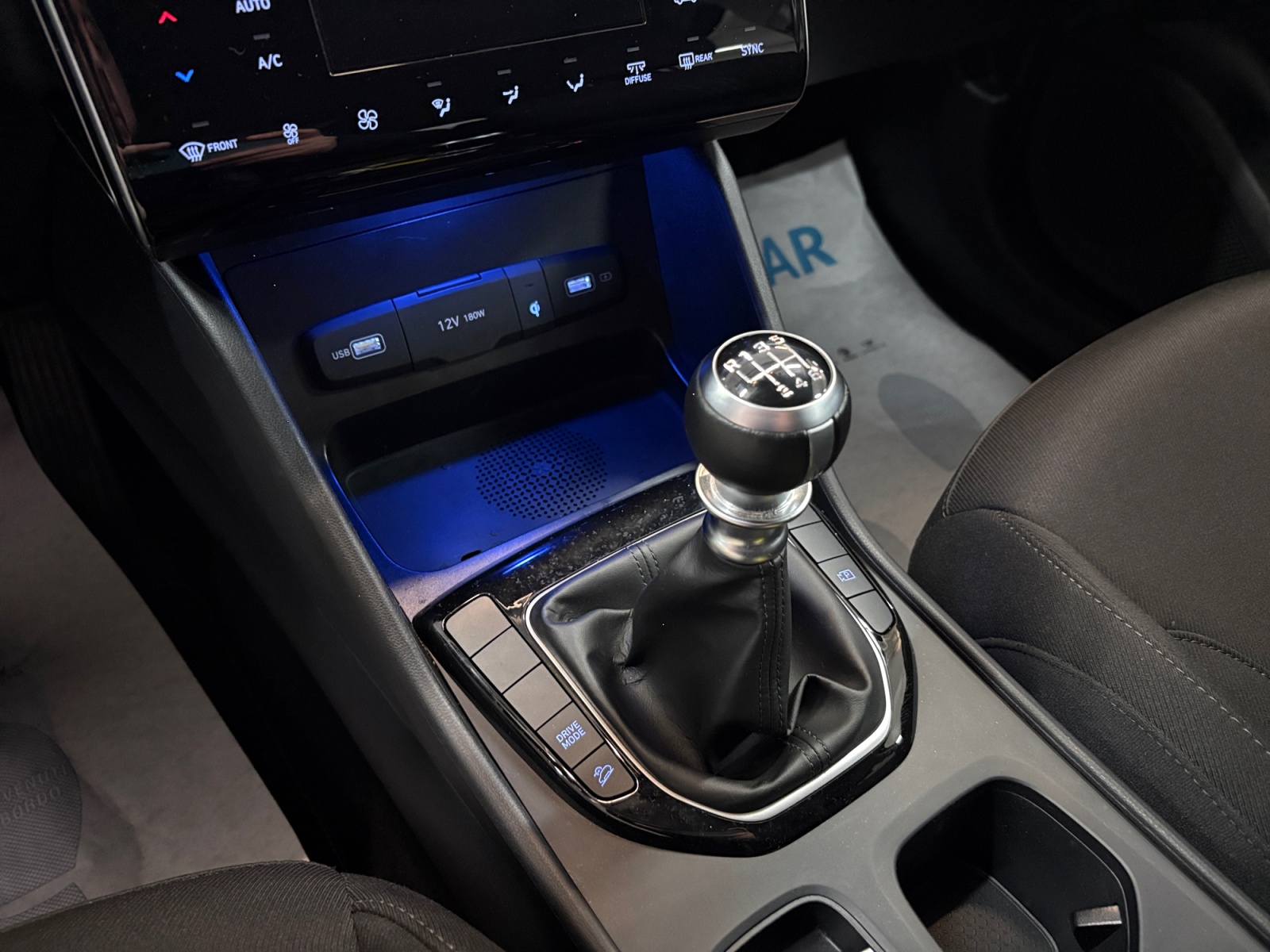 Tucson 1.6 crdi Xline 2wd - immagine 9