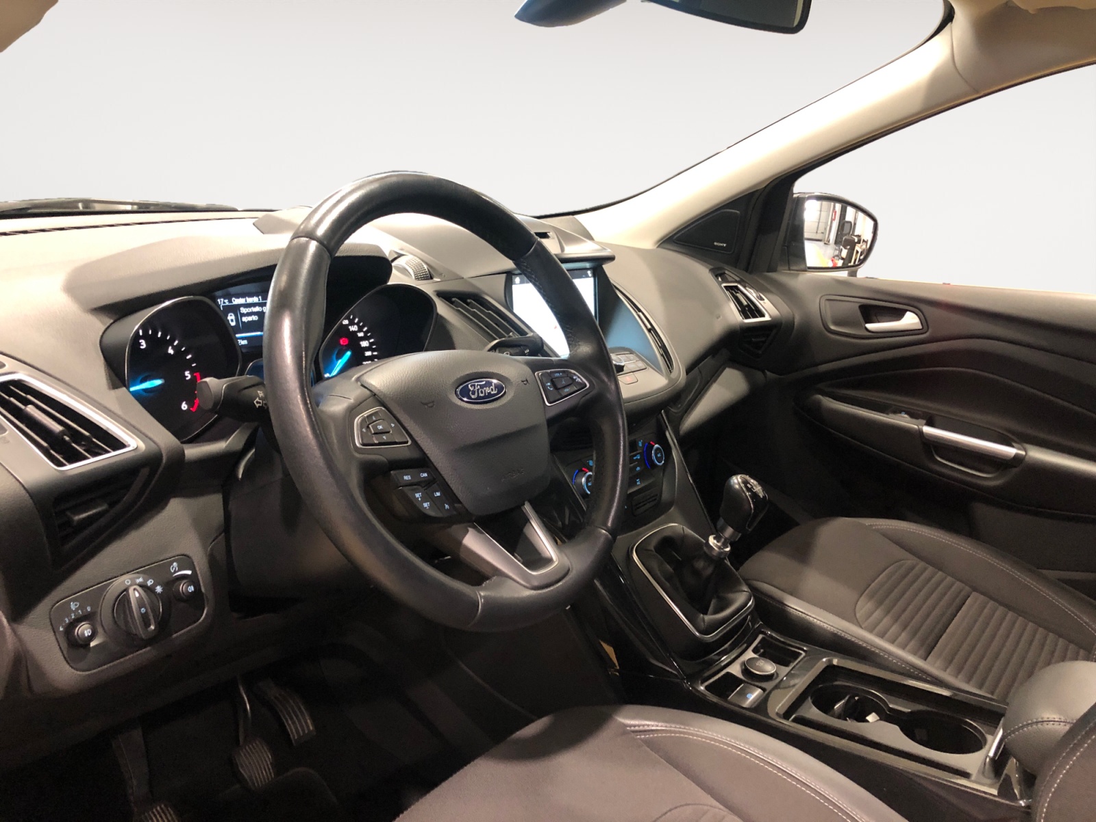 Kuga 1.5 tdci Titanium Business s&s 2wd 120cv - immagine 6