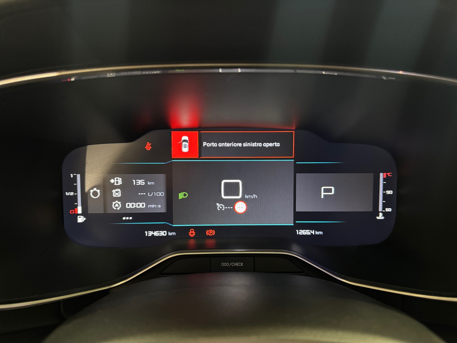 C5 Aircross 1.5 bluehdi Shine Pack s&s 130cv eat8 AUTOCARRO N1 - immagine 8