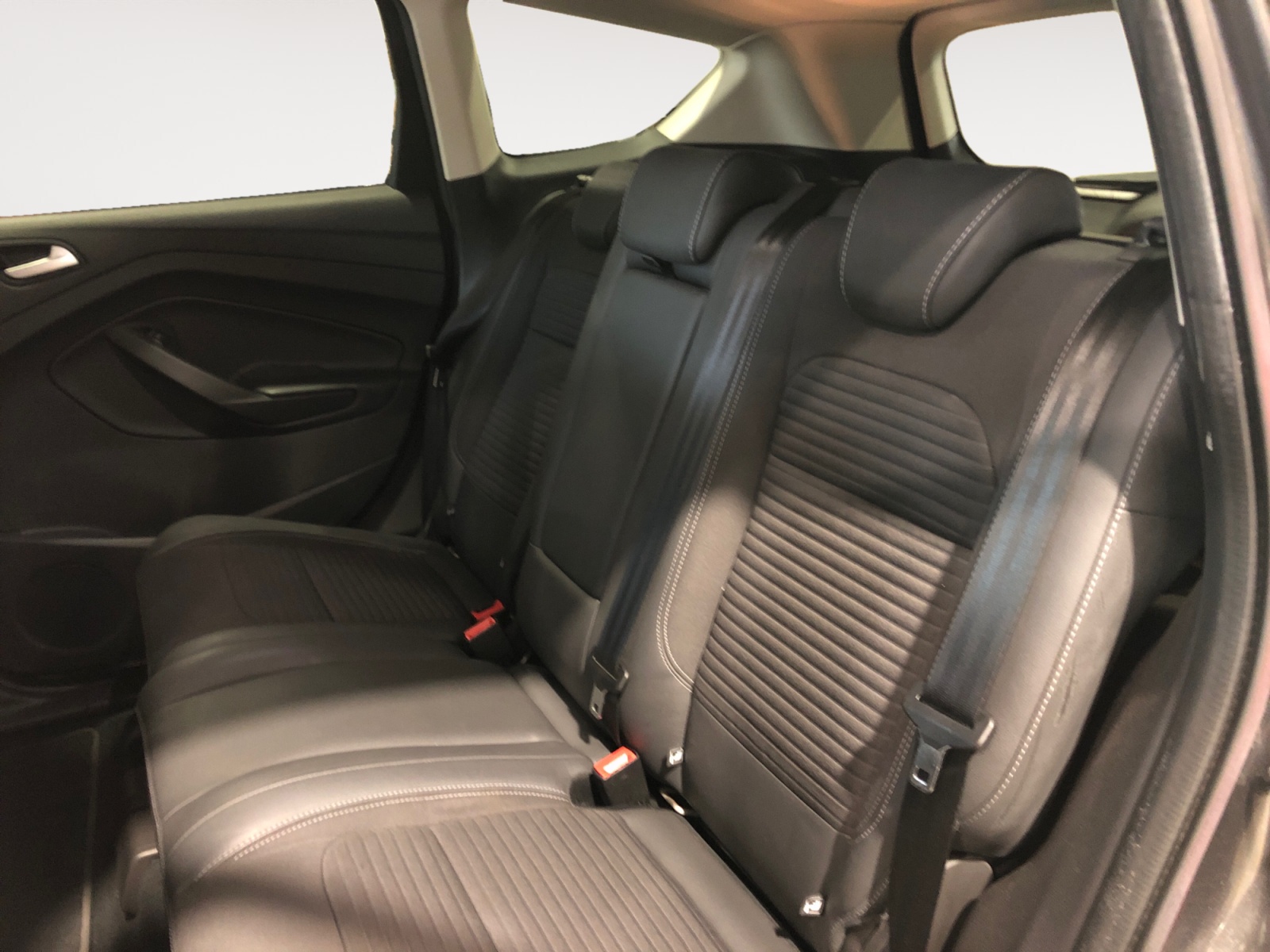 Kuga 1.5 tdci Titanium Business s&s 2wd 120cv - immagine 11