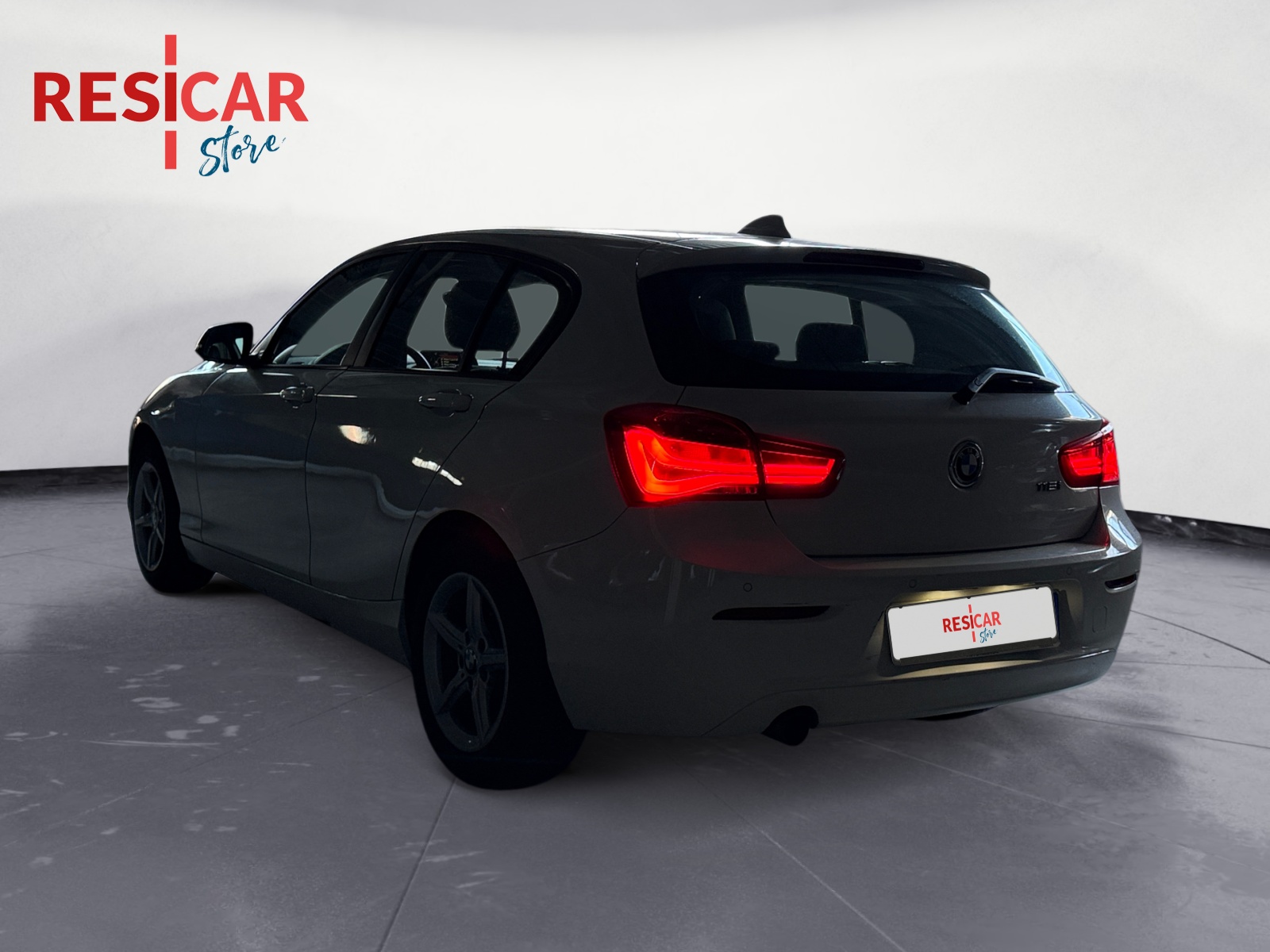 116i Advantage 5p - immagine 4