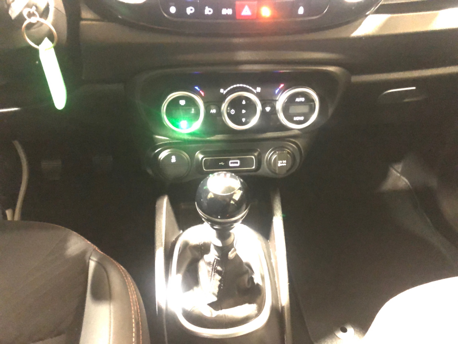 500L Wagon 1.4 Urban 95cv my19 - immagine 9