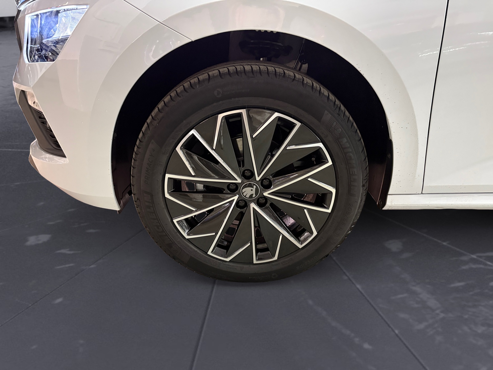 Kamiq 1.0 tsi 130 Edition 115cv KM0 - immagine 15