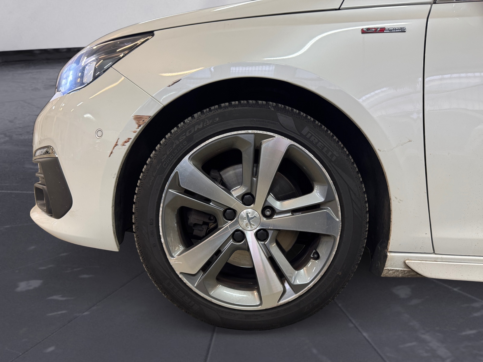 308 SW 2.0 bluehdi Gt Line s&s 150cv eat6 - immagine 15