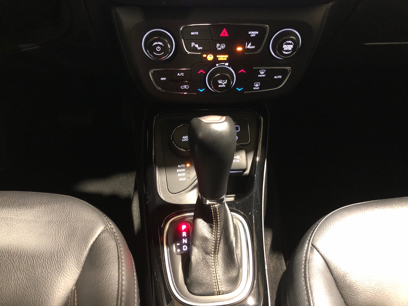 Compass 2.0 mjt Limited 4wd 140cv auto - immagine 9