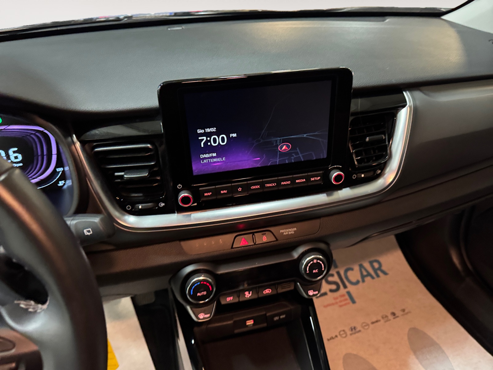 Stonic 1.2 mpi Style 79cv IVA ESPOSTA - immagine 10