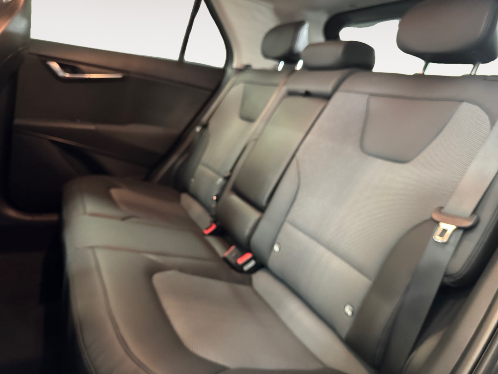 Niro 1.6 gdi hev Evolution dct6 - immagine 11