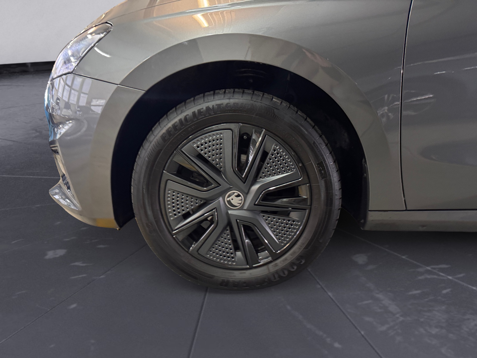 Fabia 1.0 mpi Young Edition 80cv, IVA ESPOSTA - immagine 15