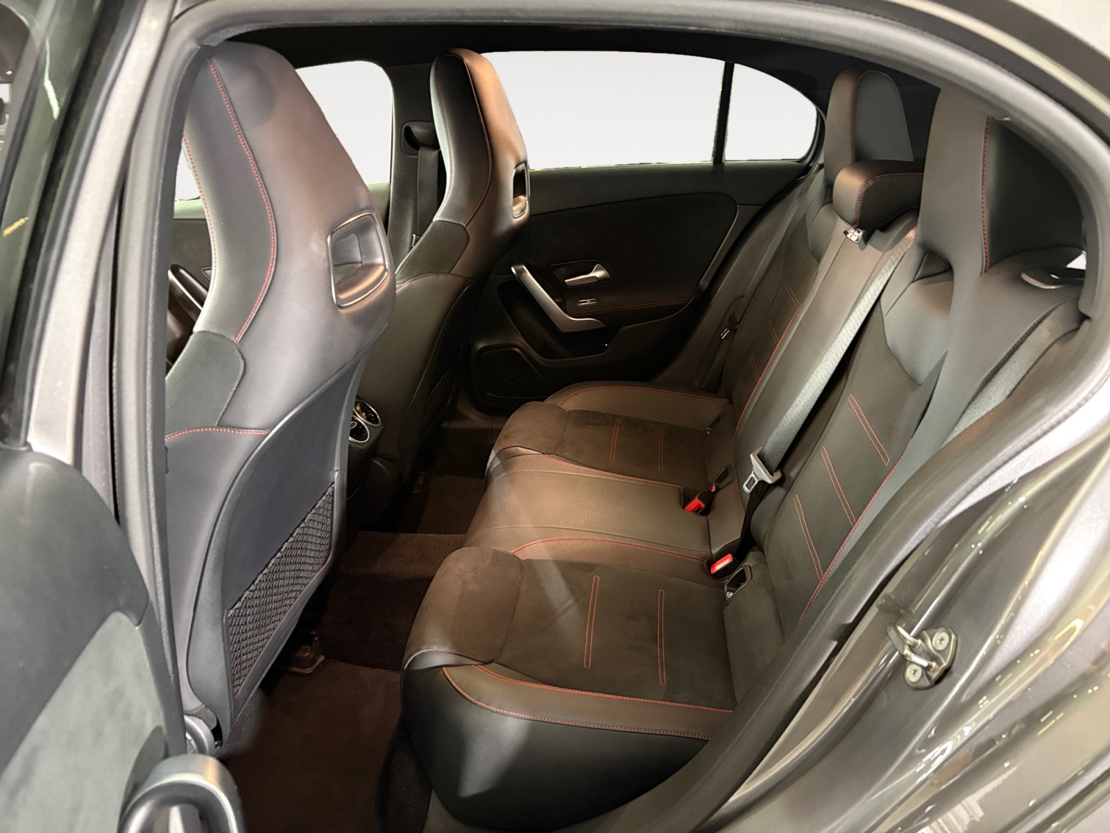 A 250 Premium auto - immagine 11