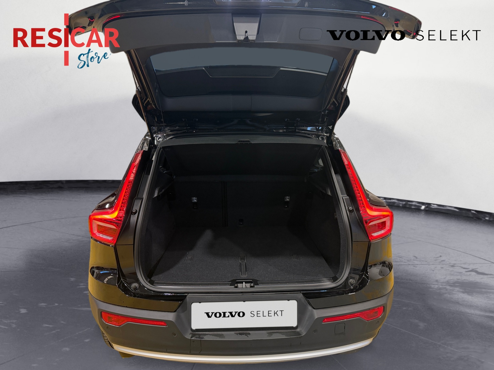 XC40 2.0 b3 Essential auto - immagine 14