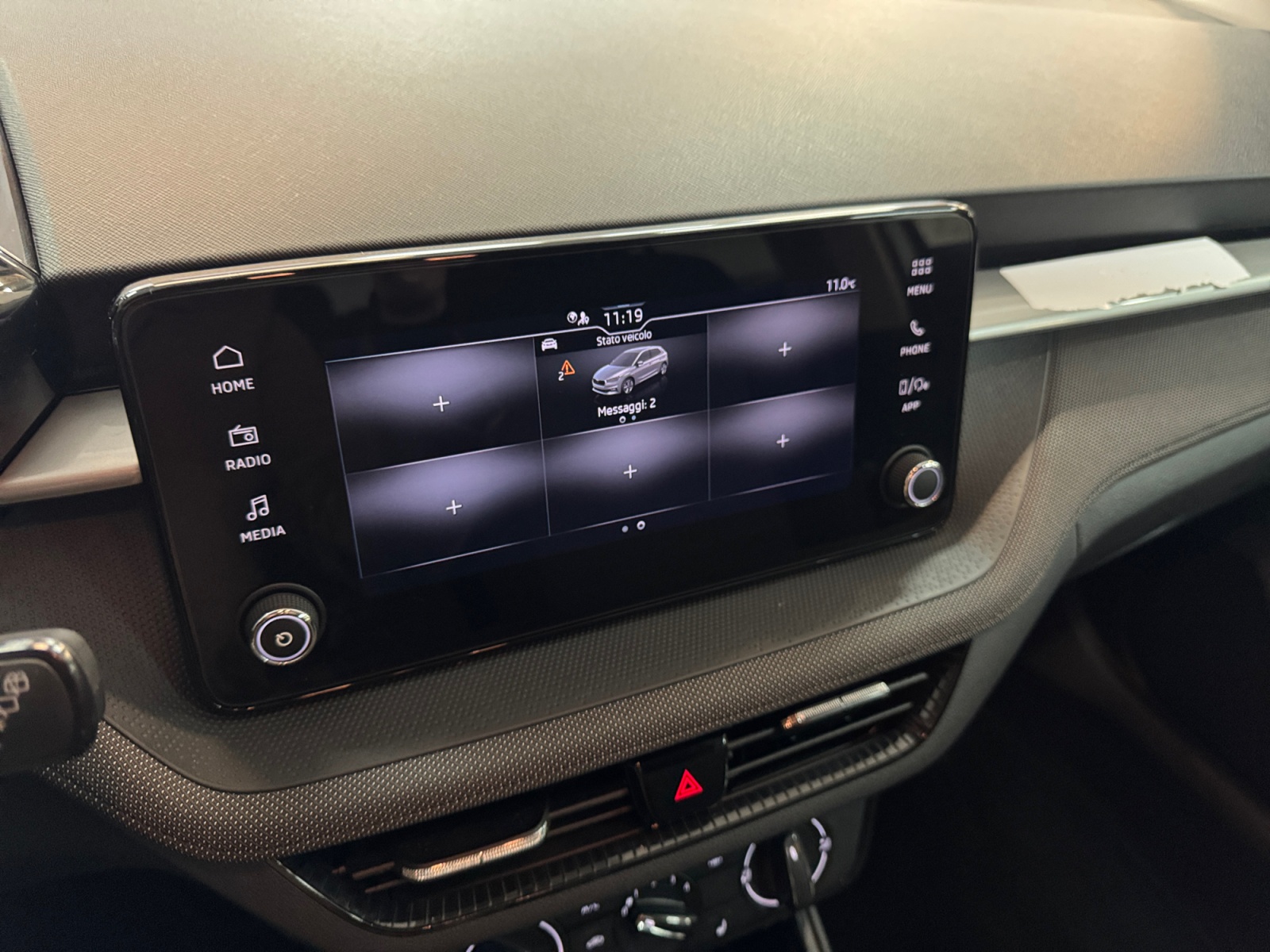 Fabia 1.0 mpi Young Edition 80cv, IVA ESPOSTA - immagine 10