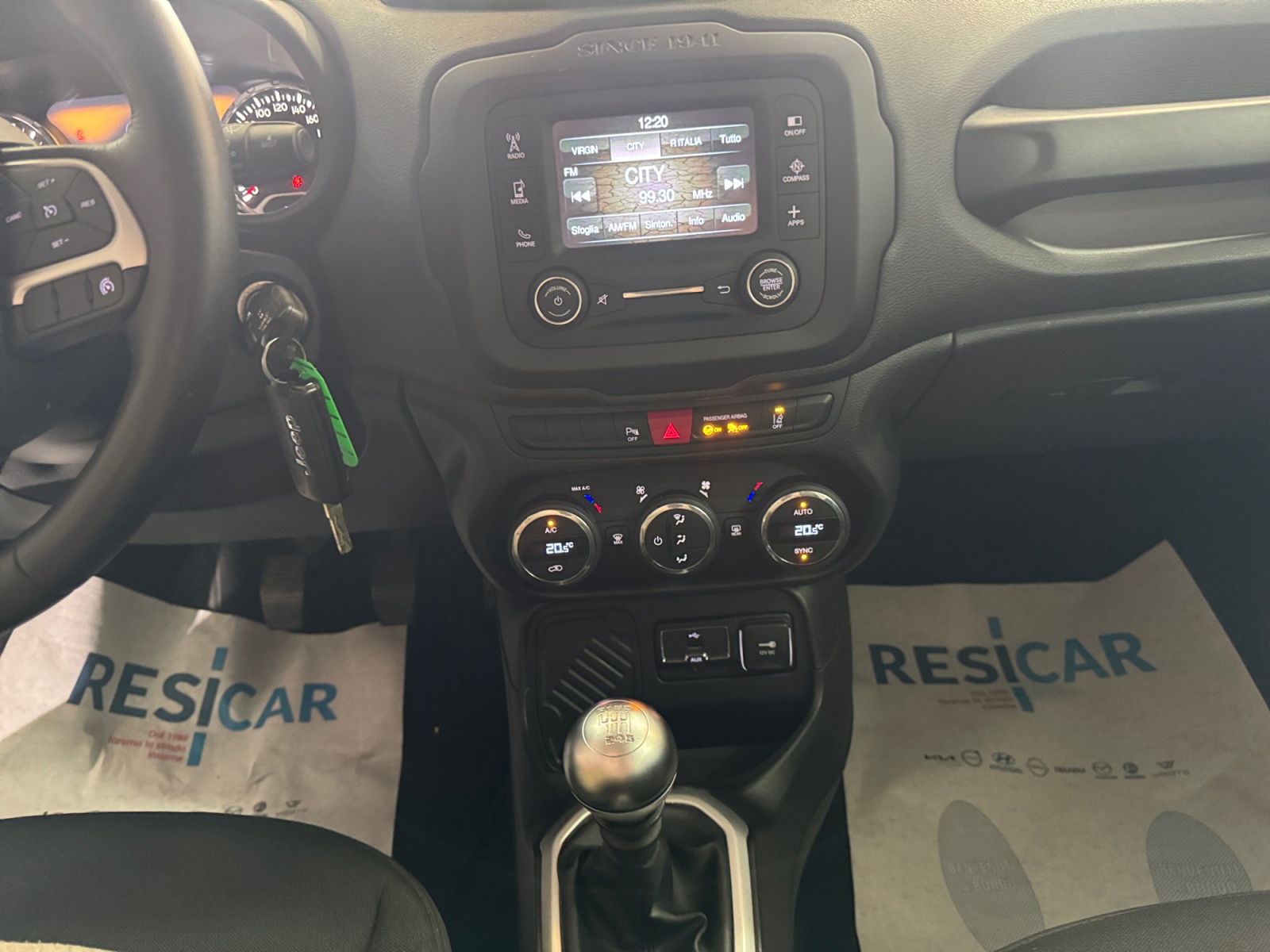 Renegade 1.6 mjt Limited fwd 120cv - immagine 9