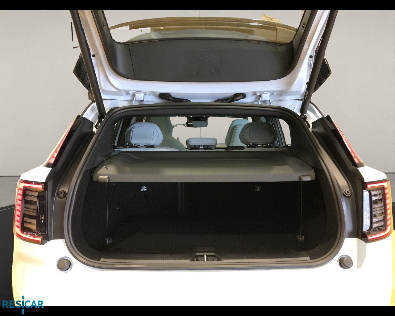 EX30 Ultra Twin Motor Performance - immagine 14