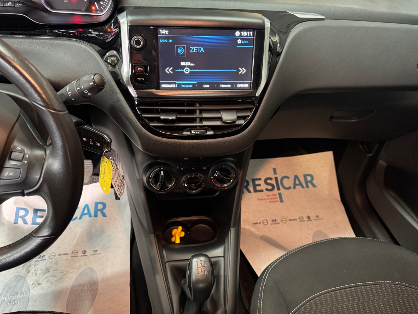 208 5p 1.2 puretech Active 82cv IDONEA NEOPATENTATO - immagine 9