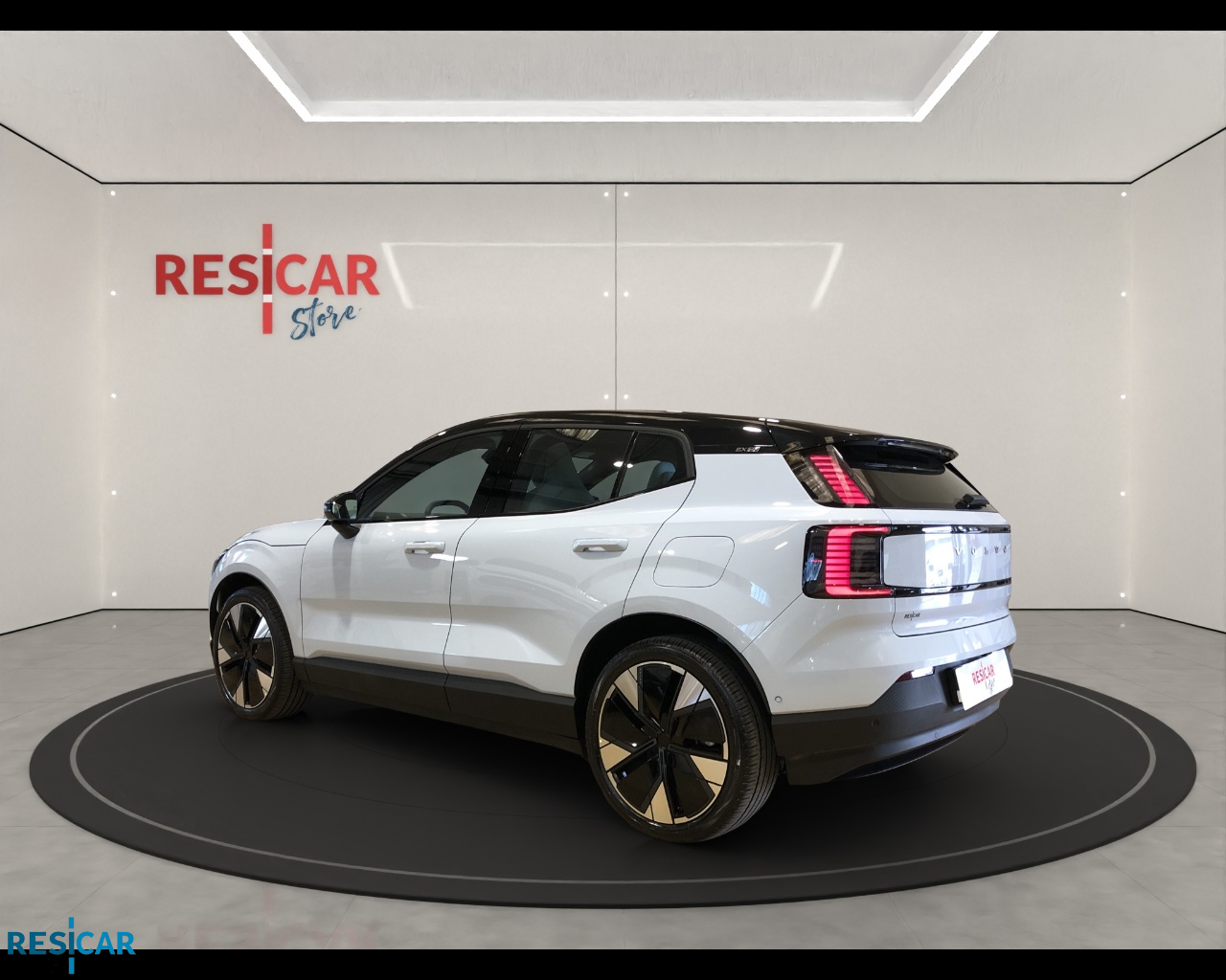 EX30 Ultra Twin Motor Performance - immagine 4