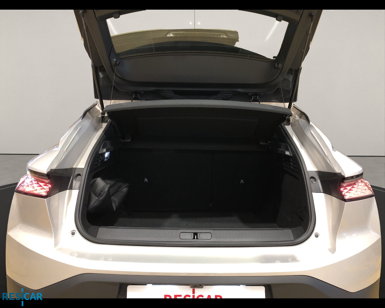 DS4 1.6 puretech Trocadero 180cv auto - immagine 14