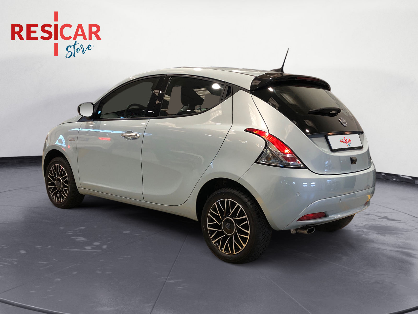 Ypsilon 1.2 Ecochic Gpl 69cv - immagine 4