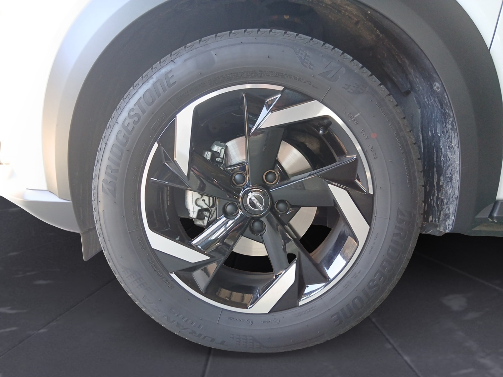 Juke 1.0 dig-t Acenta 114cv IVA ESPOSTA - immagine 15