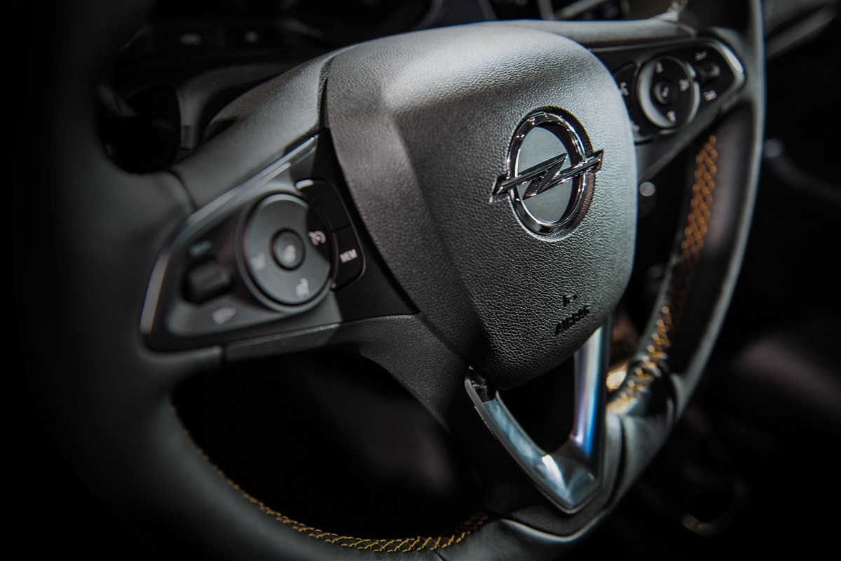 Crossland X 1.2 Ultimate s&s 110cv auto - immagine 10