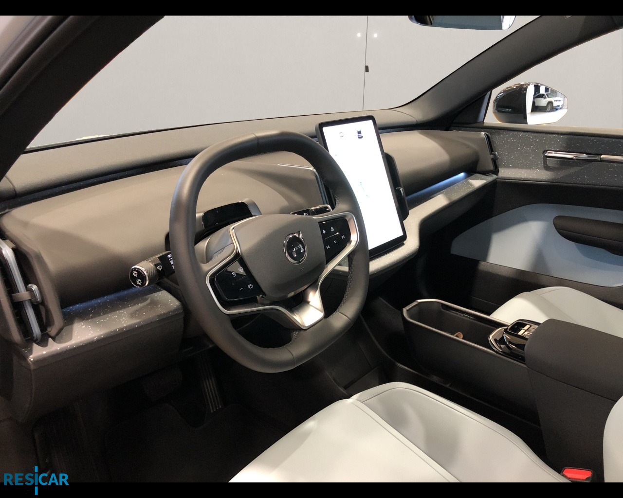 EX30 Ultra Twin Motor Performance - immagine 6