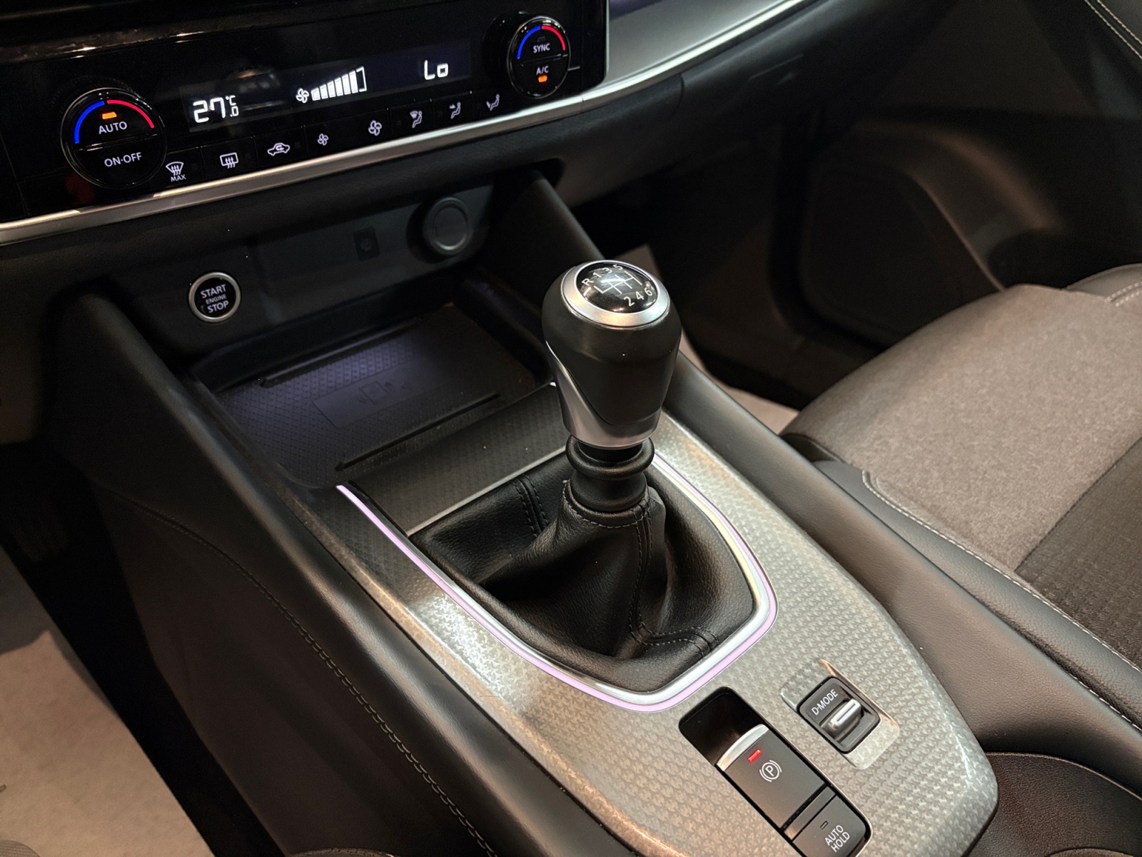 Qashqai 1.3 mhev N-Connecta 2wd 140cv IVA ESPOSTA - immagine 9