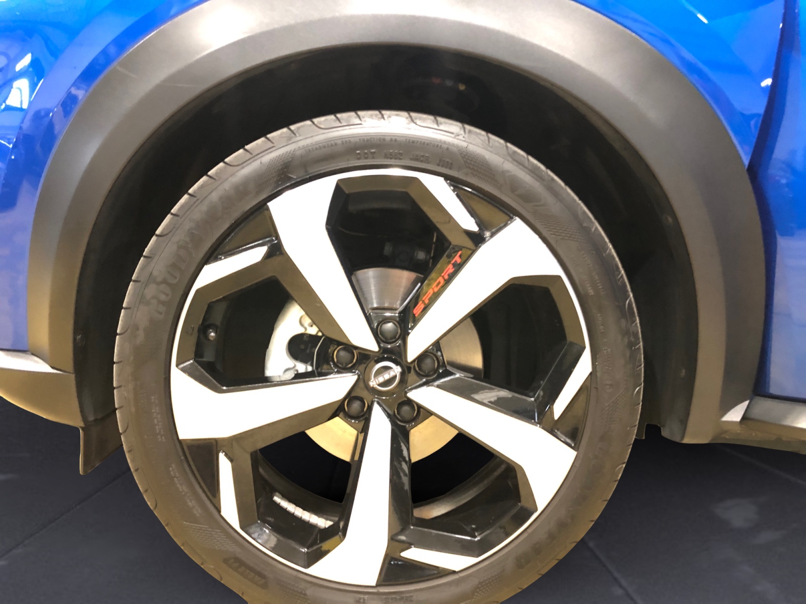 Juke 1.6 hev Tekna - immagine 15