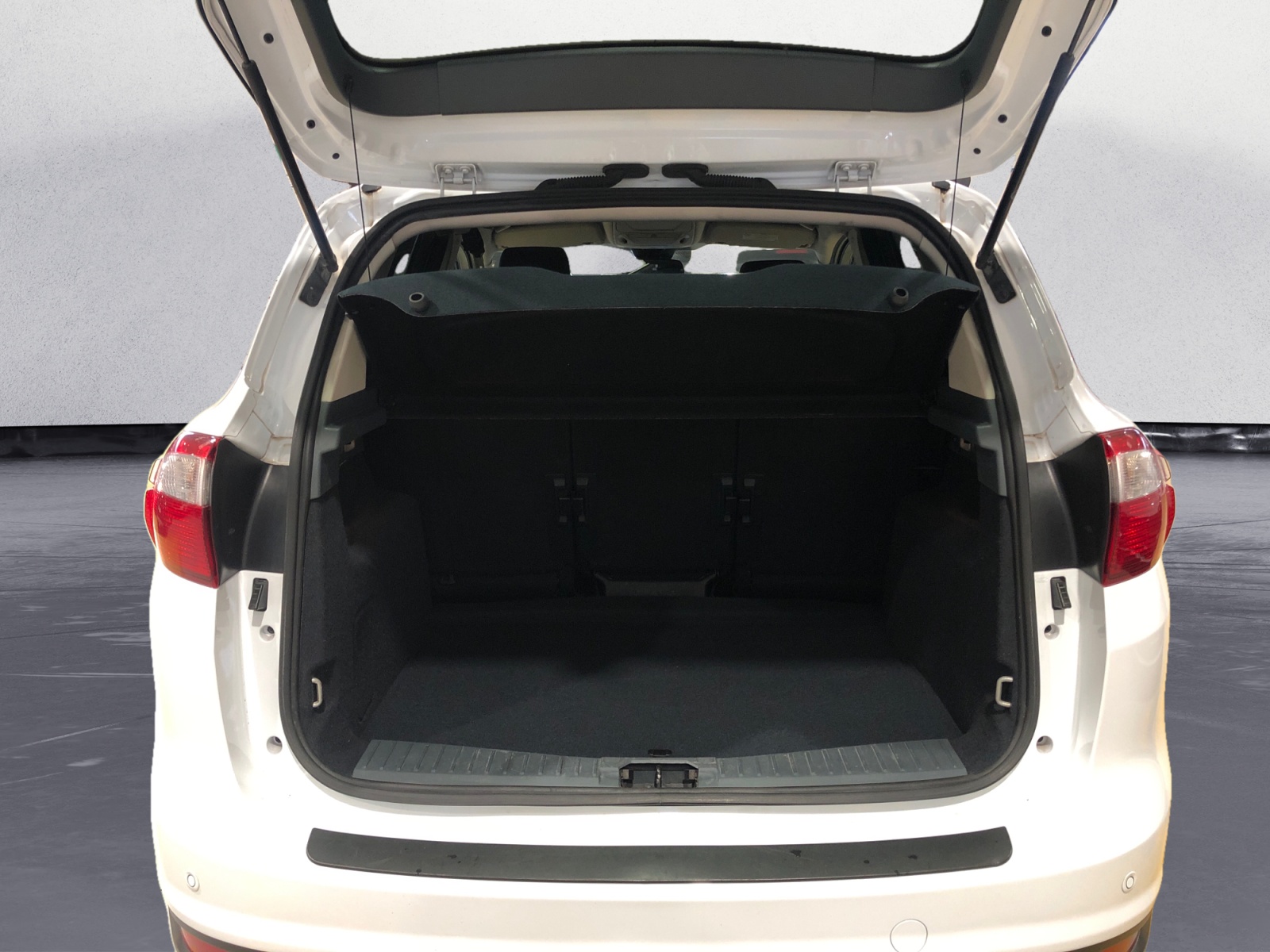 C-Max 1.0 ecoboost Plus s&s 125cv - immagine 14