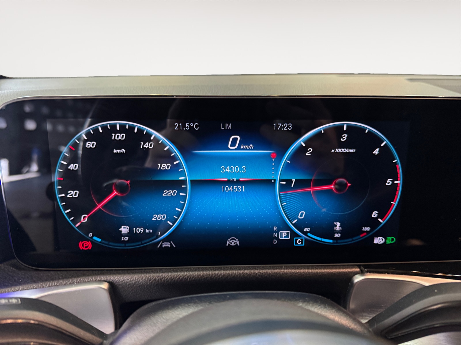 GLB 220 d Premium 4matic auto - immagine 8