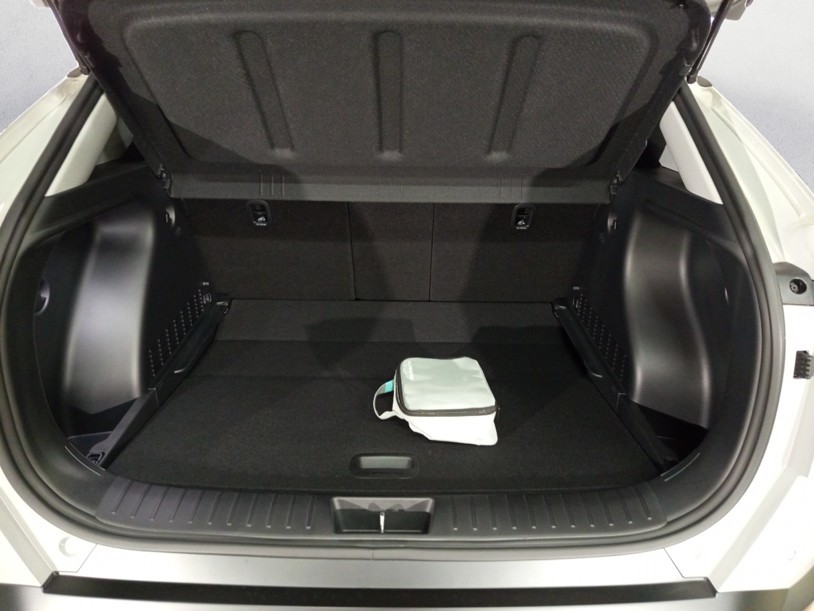 KONA MY25 1.0 TGDI MT BUSINESS - immagine 14