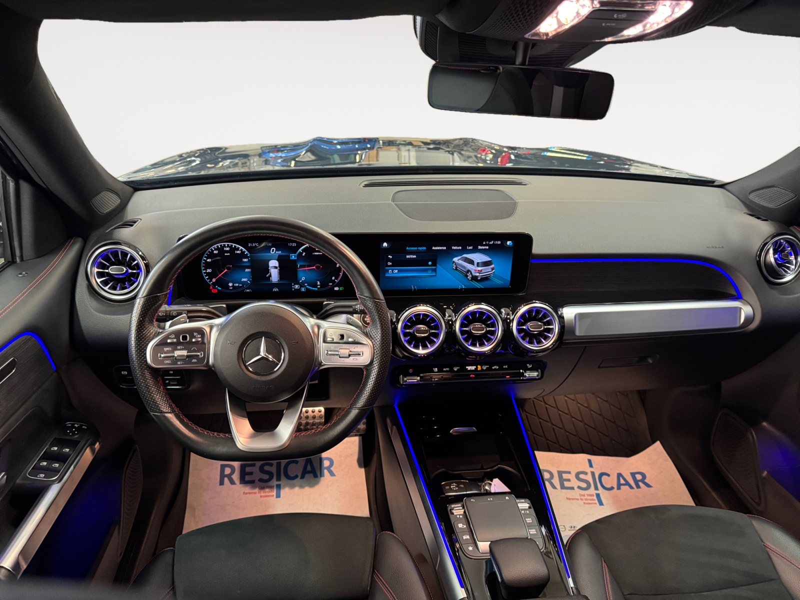 GLB 220 d Premium 4matic auto - immagine 12