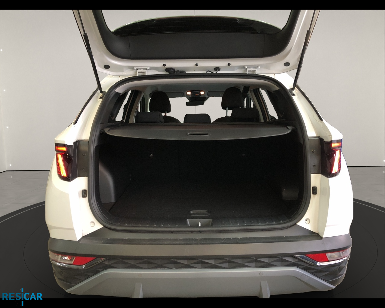 Tucson 1.6 t-gdi 48V Xline 2wd imt - immagine 14