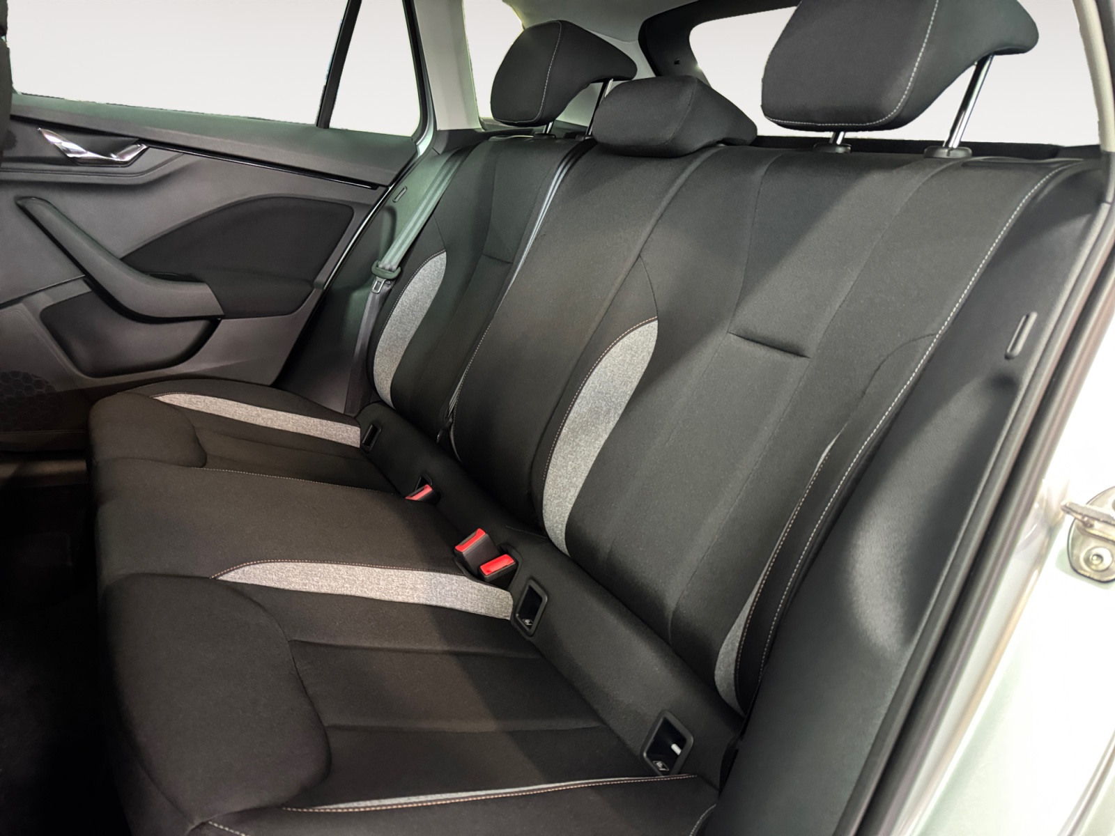 Kamiq Black Dots 1,0 TSI 85 kW (115 CV) 6 marce - manuale - immagine 11