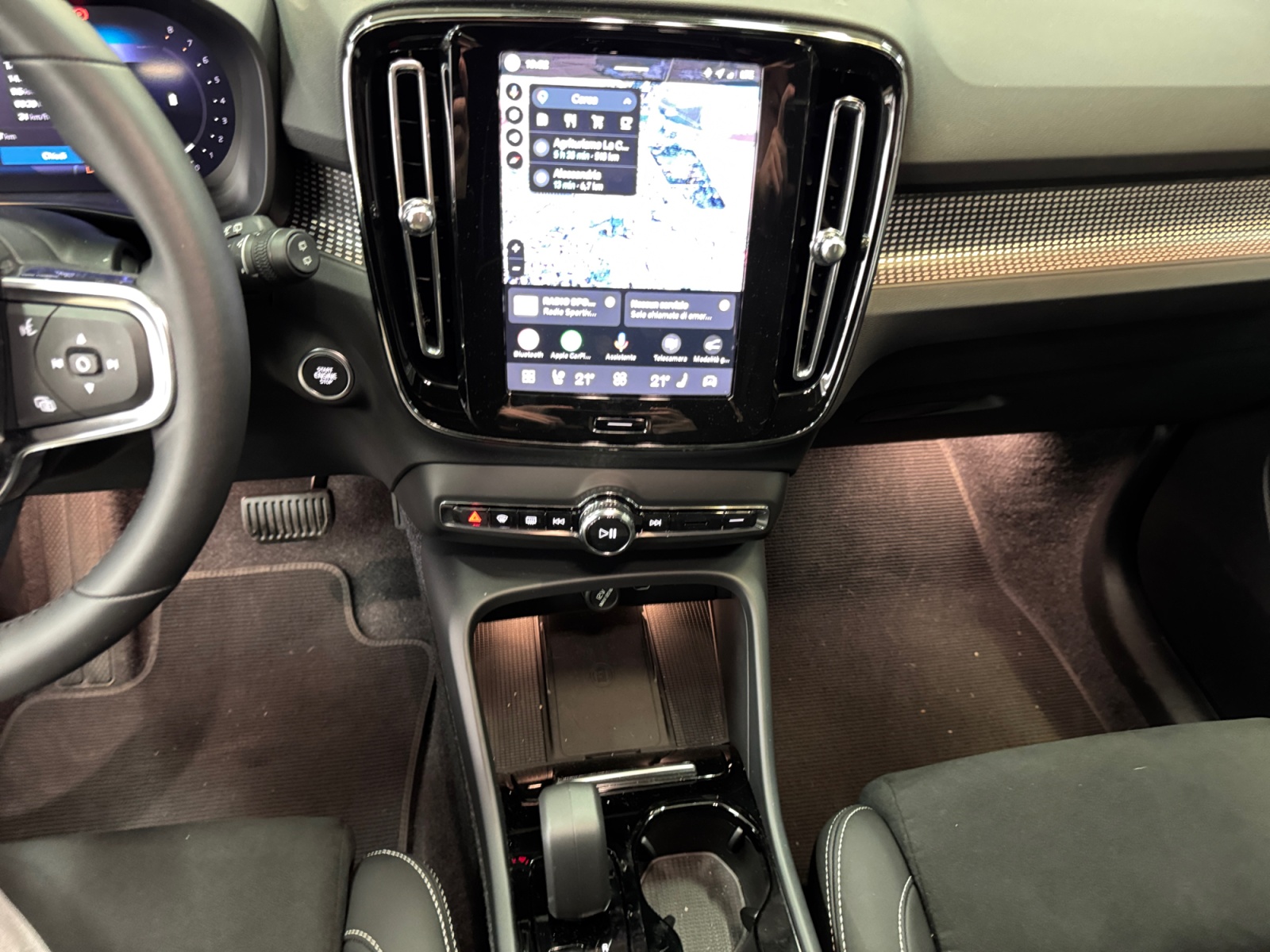 XC40 Ultra Dark B3 AUT - immagine 9