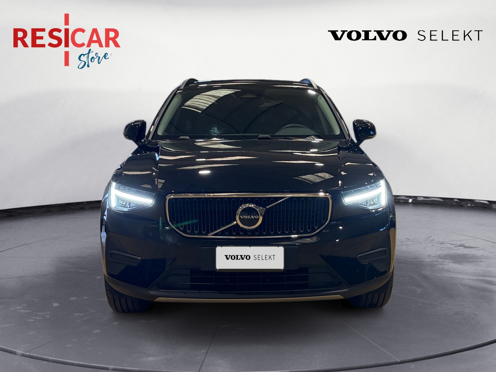 XC40 2.0 b3 Essential auto - immagine 2